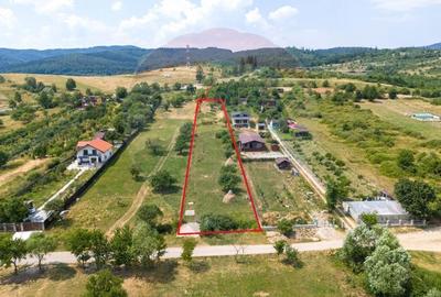 Teren Construcții intravilan de 2187 mp, în Vulcan - 2