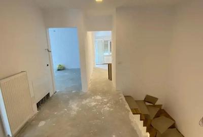 Casă cu 4 camere în Ronaț - 3