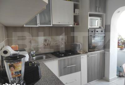 Apartament cu 3 camere decomandat în Tomești - 5