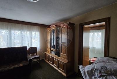 Casă cu 6 camere cu Teren 200 Mp în Central - 20