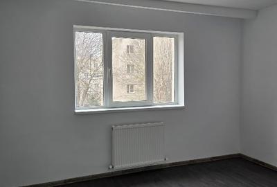 De vanzare apartament 3 camere - 4