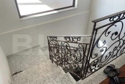 Casă cu 7 camere cu Teren 1300 Mp în Central - 3