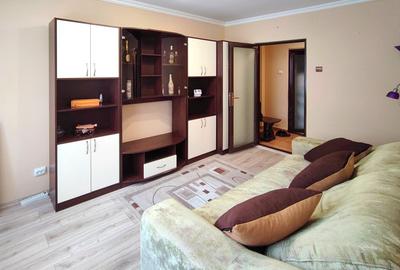 Apartament cu 2 camere decomandat în Micro 39