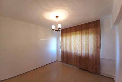 Apartament cu 3 camere decomandat în Pantelimon - 3
