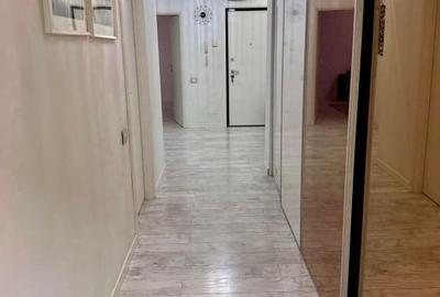 Apartament cu 3 camere decomandat, mobilat în Central - 1
