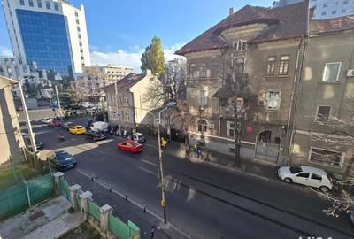 Apartament cu 4 camere semidecomandat, mobilat în Victoriei - 7