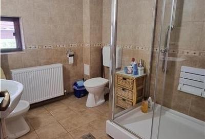 Vila de 8 camere zona centrala Stupini Brasov - 23