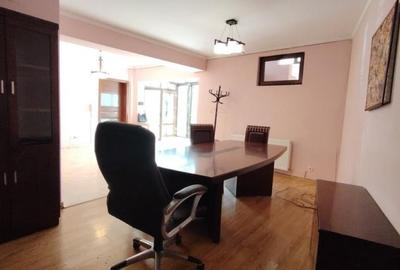 Casă cu 3 camere cu Teren 100 Mp în Parcul Carol - 2