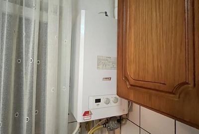 Apartament cu 2 camere decomandat în Petros - 2