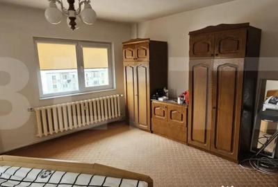 Apartament cu 5 camere decomandat în Trident - 5