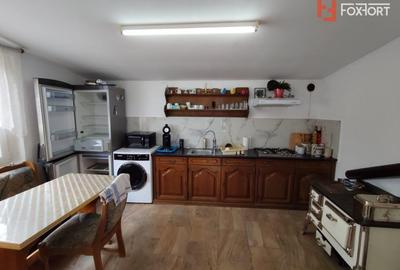 Casă individuală cu 3 camere cu Canalizare în Grabaț - 13