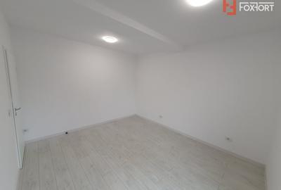 Apartament cu 2 camere decomandat în Giroc - 14