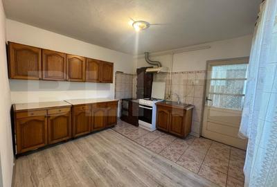 Casa de vanzare, cu 3 camere, 116 mp in Șoimus - 9