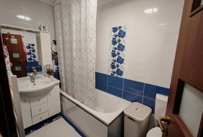 Apartament cu 3 camere decomandat în Florești - 2