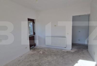 Casă cu 3 camere cu Teren 625 Mp în Șimnicu de Sus - 1