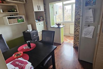 Poarta 6 / 3 camere cu centrala gaze , 2 bai Poarta 6 / 3 camere cu centrala gaze , 2 bai - 4