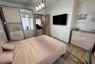 Apartament cu 3 camere decomandat, mobilat în Central - 9