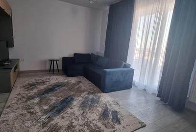 Apartament cu 3 camere semidecomandat, mobilat în Km 5 - 1