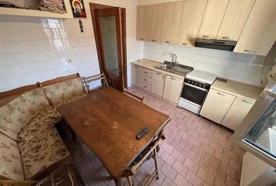 Apartament cu 4 camere decomandat, mobilat în Gară