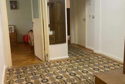 Apartament cu 3 camere decomandat în Central - 2