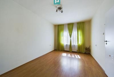 Casă cu 5 camere cu Teren 162 Mp în Central - 6