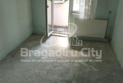 Apartament cu 4 camere în Alexandriei - 1