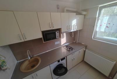 Metrou Iancului Elev S.Stefanescu Metrou Iancului Elev S.Stefanescu - 7