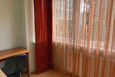 Apartament cu 3 camere decomandat în Centrul Civic - 1