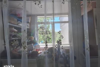 Apartament cu 3 camere decomandat în Central - 9