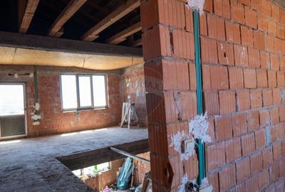 Vanzare vila cu 5 camere Parter+Etaj, str. Magnoliei - Pantelimon - 4