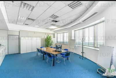 Birou, de 854 mp, în Central - 3