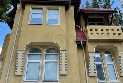 Casă individuală cu 6 camere cu Canalizare în Clucerului - 1