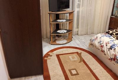 Apartament cu 4 camere decomandat în Central - 2