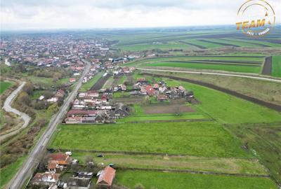 FILM!Potential rezidential investitional: 8.000 mp intravil - 6