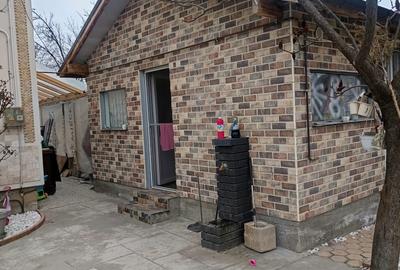 Casă cu 3 camere în Central - 2