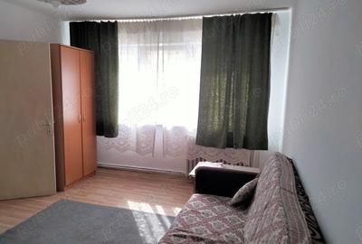 Inchiriez apartament parter 2 camere 54m2 zona lama - 1