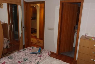 Apartament cu 3 camere decomandat în Central - 4