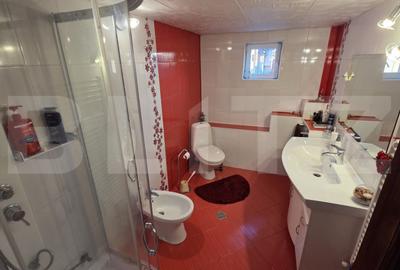 Casă cu 5 camere cu Teren 250 Mp în Central - 9