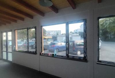Spațiu comercial, de 82 mp, în Micro 14