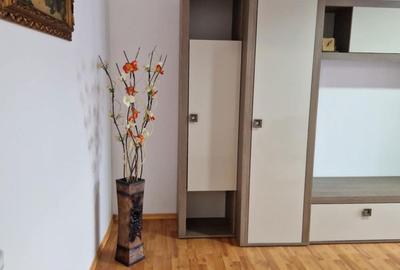Apartament cu 2 camere decomandat în Central - 3