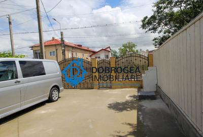 ZONA CENTRALA-CASA 3 CAMERE, SUPRAFATA UTILA 75MP, TEREN 38 - 9