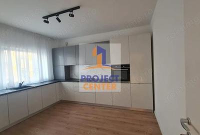 Casă cu 7 camere cu Teren 430 Mp în Micești - 5