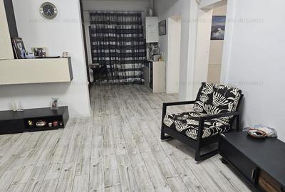 De vanzare bloc P+3E  zona Primo - 5