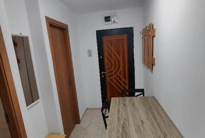 Apartament 2 camere zona Moroasa 2 - 1