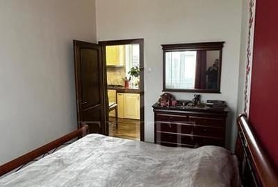 Apartament cu 2 camere semidecomandat, mobilat în Central - 10