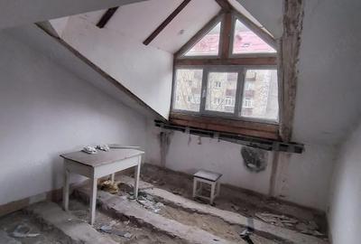 Apartament cu 2 camere decomandat în Răcădău - 2