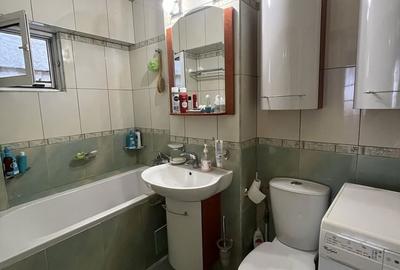 Apartament cu 3 camere decomandat în Independenței - 2