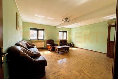 Casă individuală cu 8 camere cu Canalizare în 13 Septembrie - 5