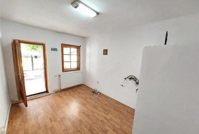 Casa tip P+M, amprenta 80 mp, teren 105 mp, Str. Libertatii - 17