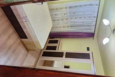 Apartament cu 2 camere semidecomandat în Decebal - 5